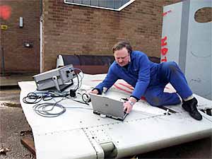 Fig. 7. Fastener inspection using phased arrays at TWI. Wing and fuselage samples provided by RAF