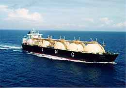 Galea, managed by Shell International Trading and Shipping Co Ltd (STASCO), utilises the Moss containment system and has capacity of 135 000m3 Image courtesy of Shell
