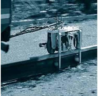 Figure 18. Final trials of the inspection system containing the Phased array UT, EC and MFL techniques