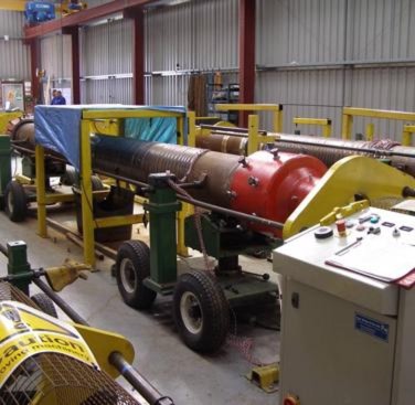 Figure 21. Resonance fatigue testing of full-scale girth-welded pipes