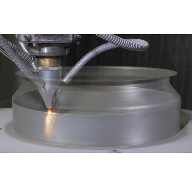Figure 10. Five-axis manufacture of the helicopter engine combustion casing
