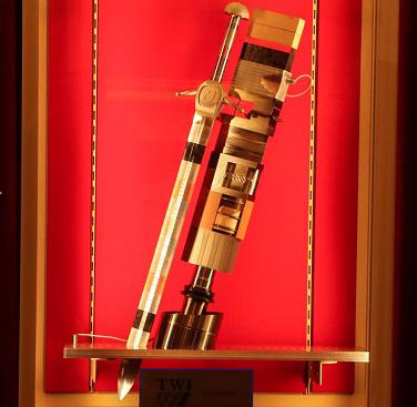 The exhibit in place at the Armourers' Hall