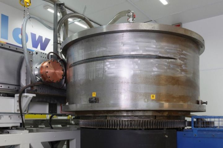 out-of-chamber-eb-welding-(1)