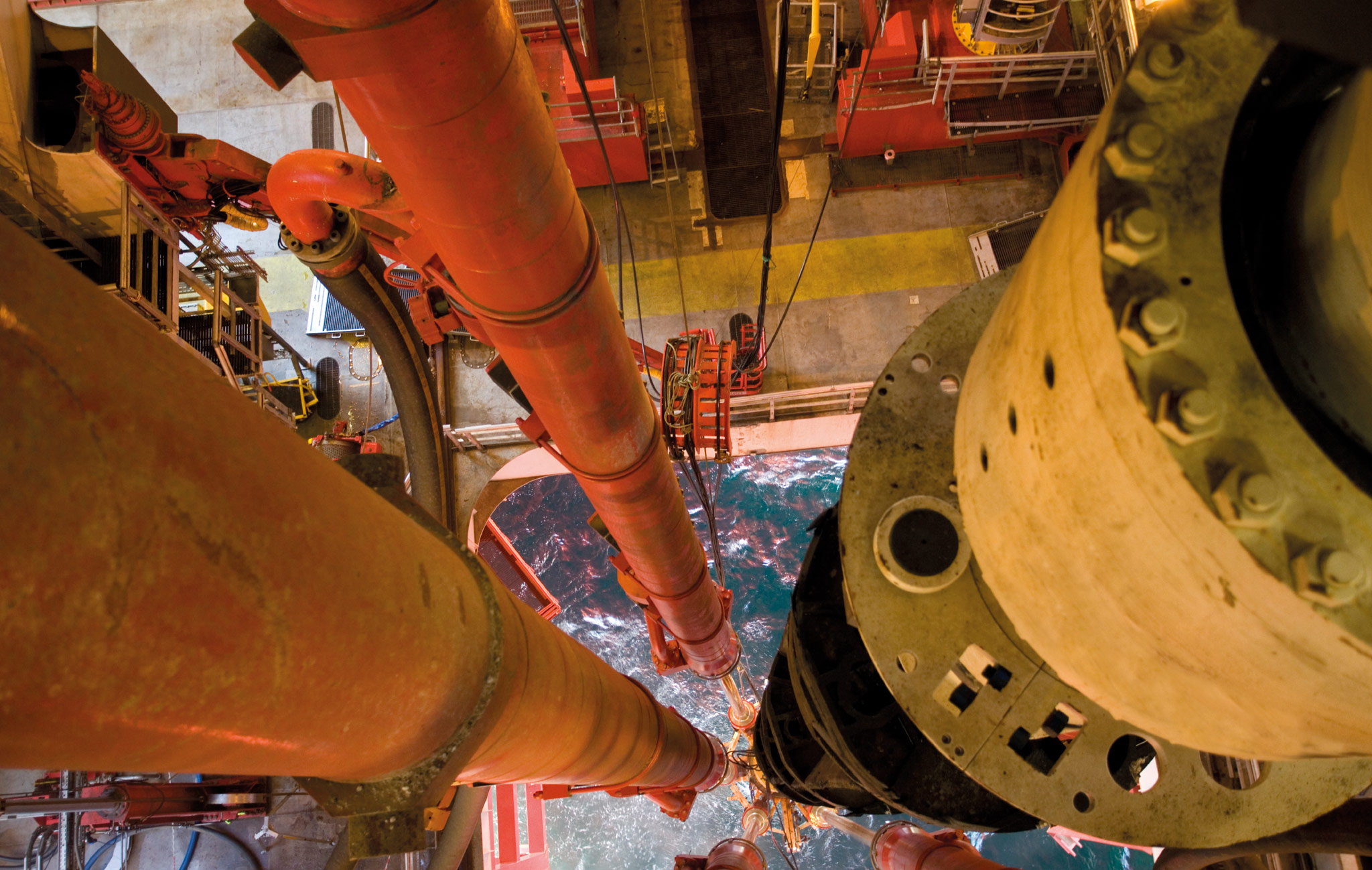 Fatigue Check For Riser Full-scale sour fatigue testing machine for riser girth welds - TWI