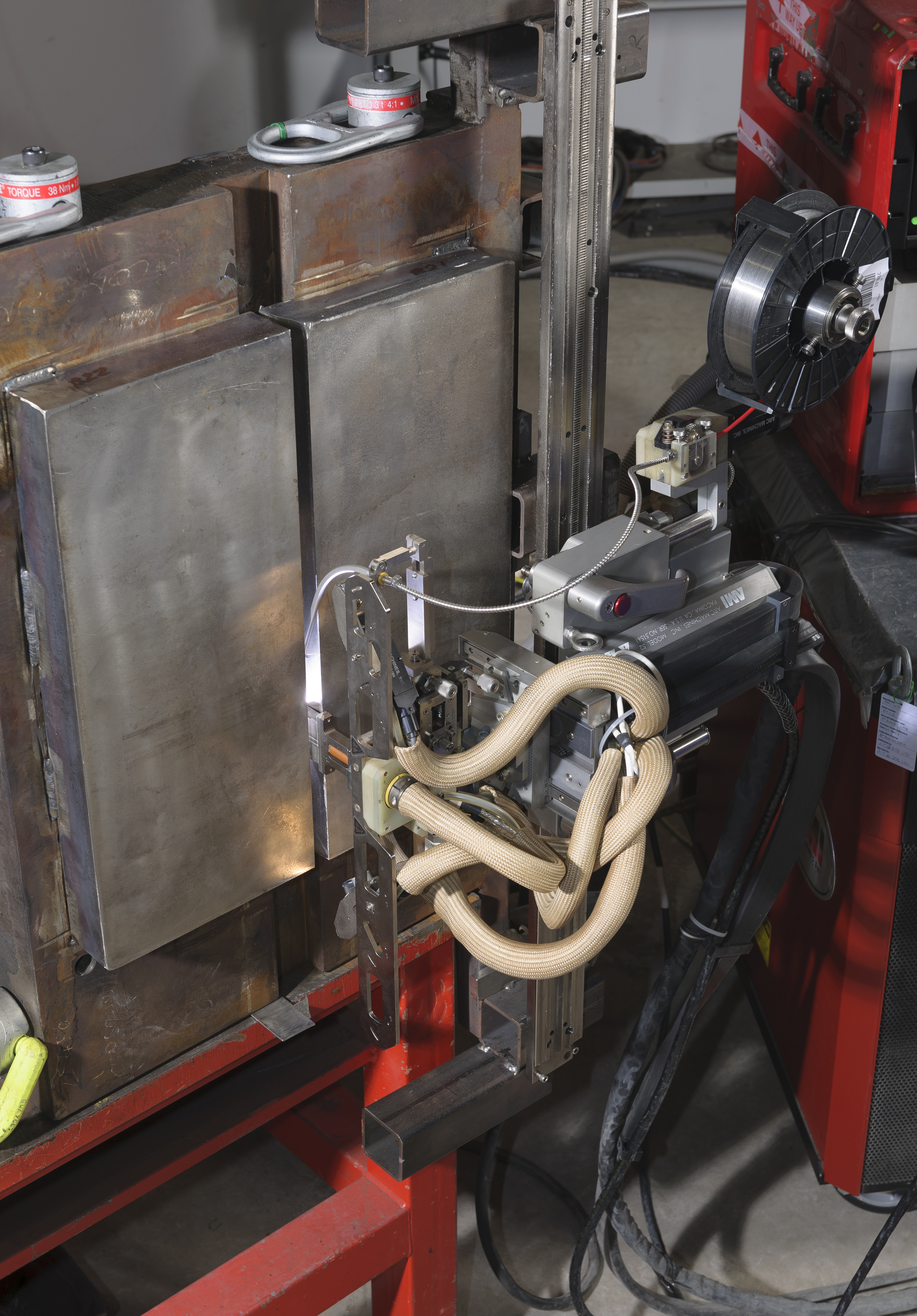 Narrow gap TIG welding/ Model 52 heavy-duty precision automated orbital weld head in use