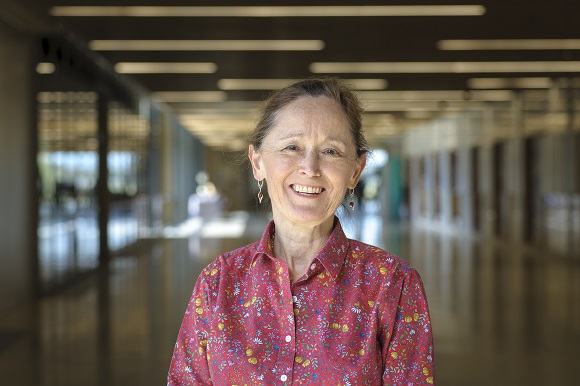Dr Isabel Hadley