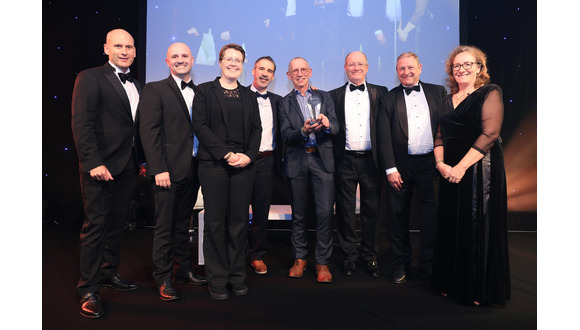 CVE and partners celebrate winning at the International Energy Awards - organised by the Energy Institute. Pictured left to right: Nick Wayth, CEO of the Energy Institute; Martin Ferreira, Senior Vice President, Offshore Wind Continental Europe, Masdar; Carol Johnston from TWI; Marcio Militisky from SSE; Bart Theunissen from SifNetherlands; Bob Nicolson, Managing Director of CVE; Chris Punshon, Head of New Energy Applications at CVE; and Juliet Davenport, President of the Energy Institute