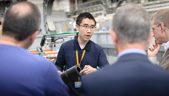 Changyi Yu presents to Coventry University senior academics during a visit to TWI headquarters near Cambridge, UK. Photo: TWI Ltd 