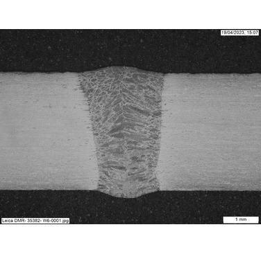 Figure 2. Transverse weld macro of the inside out welded Duplex pipe