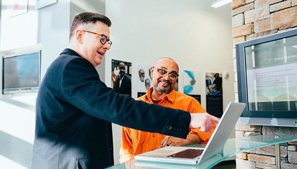Join the Senior Leader Apprenticeship today. Photo: Unsplash