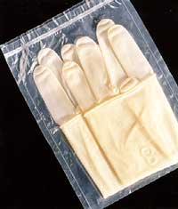 Fig.1 Gloves are sealed to maintain sterility using impulse welding of the polyethylene cover.