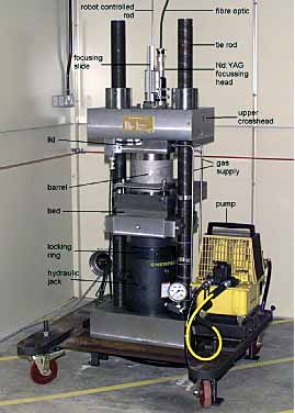 Fig. 2. Photograph of the high pressure welding chamber