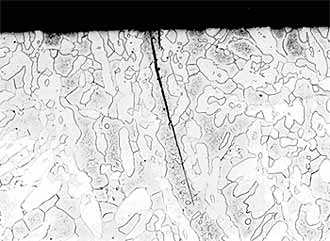 Fig.3. Crack initiation in displacement-controlled bend test on hub material at -1100mV, X80