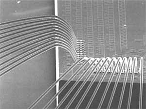 Fig. 4. High dennsity wire bonding