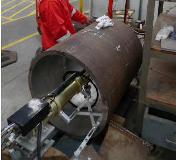 Figure 4 The OMS Weld Scanner inspecting the inside root condition.