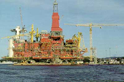 Statoil's Statfjord C platform prior to launch