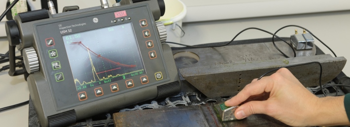 Phased array ultrasonic testing