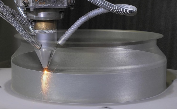 Five-axis manufacture of the helicopter engine combustion casing