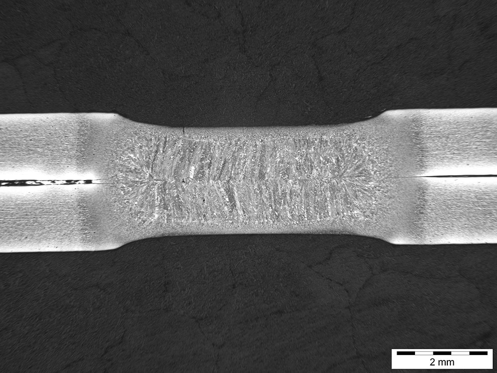 Examples of spot weld macro sections and the decision made using the newly developed algorithm on specimens made with identical welding parameters: a) Oversized/Burnt2.1 - 70